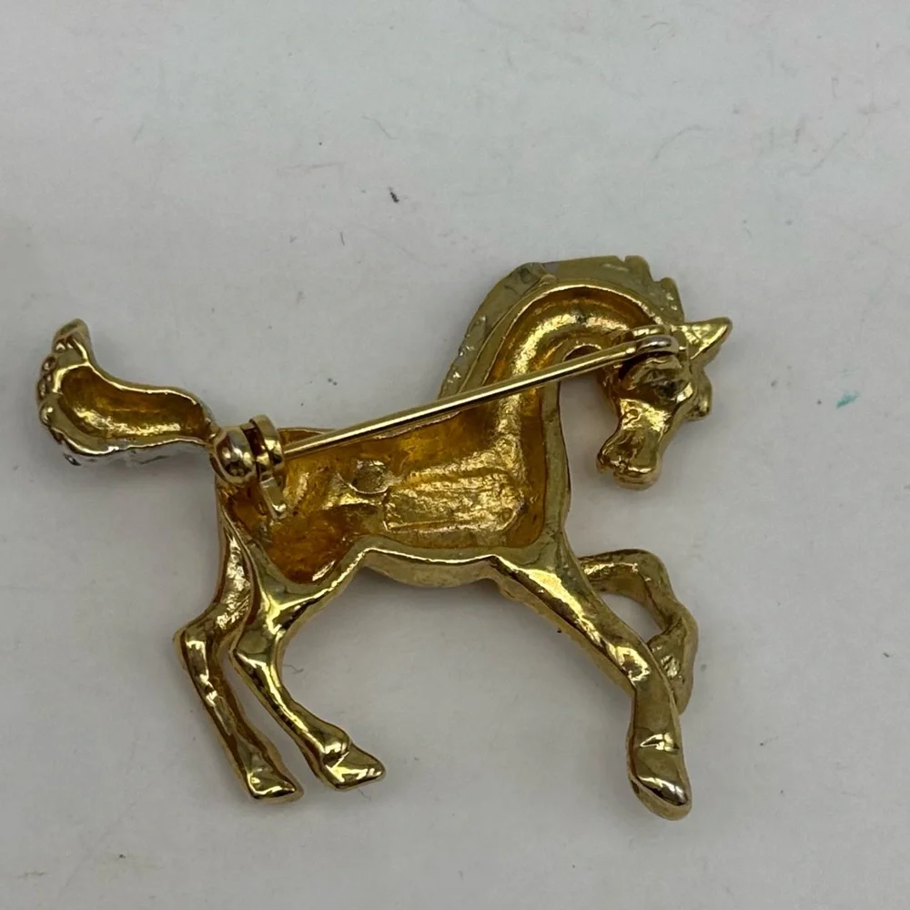 Vintage trotting‎ pony stallion horse brooch pin